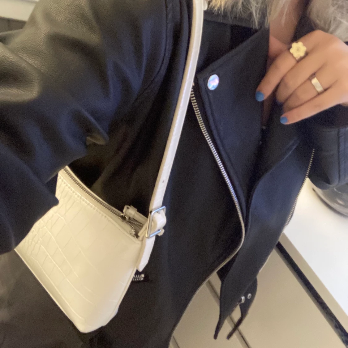 vit väska - 91