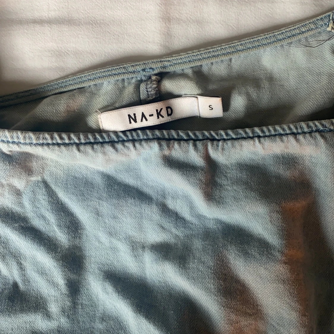 RUFFLE DENIM CROP TOP - 91