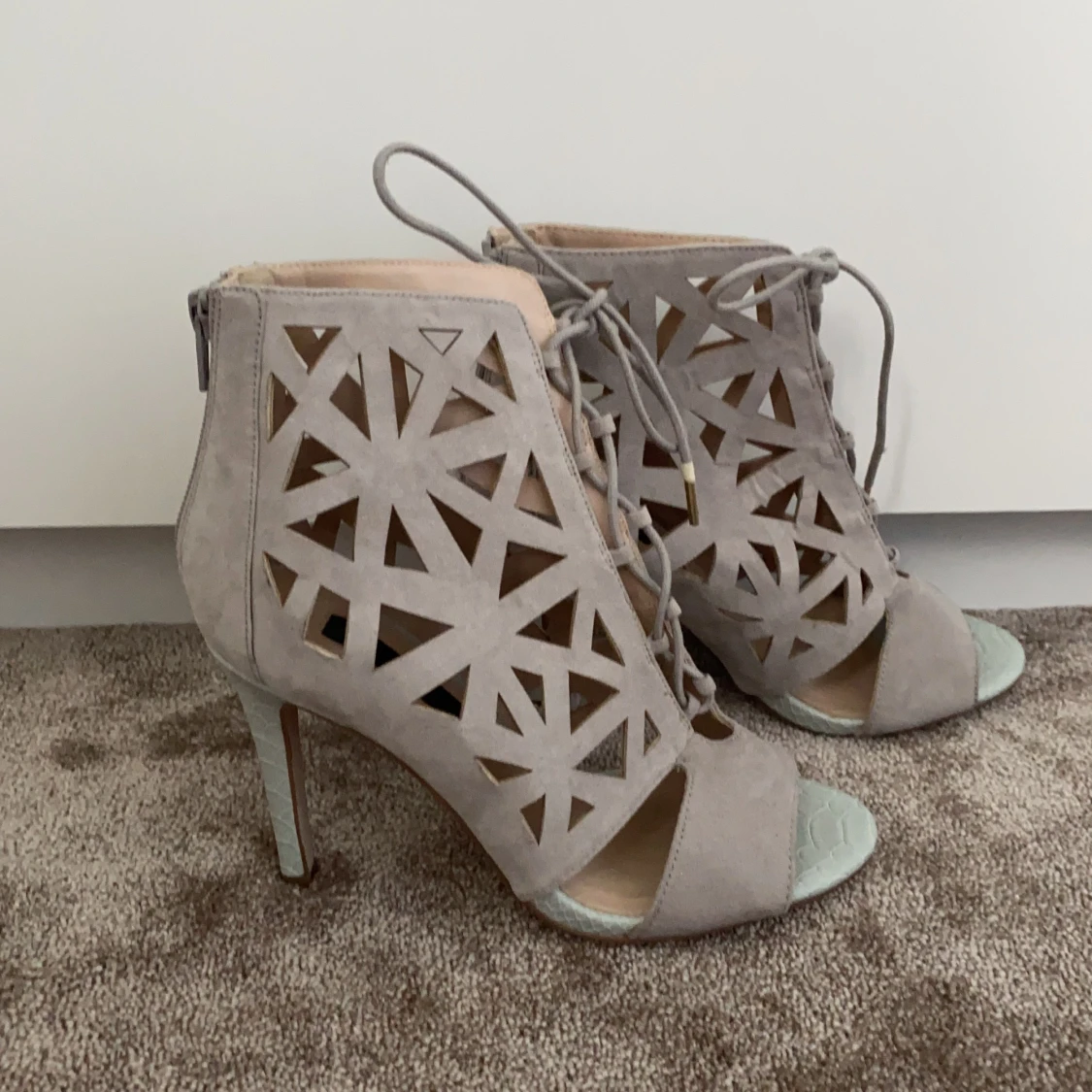 Oanvända skor, storlek 37 - 90