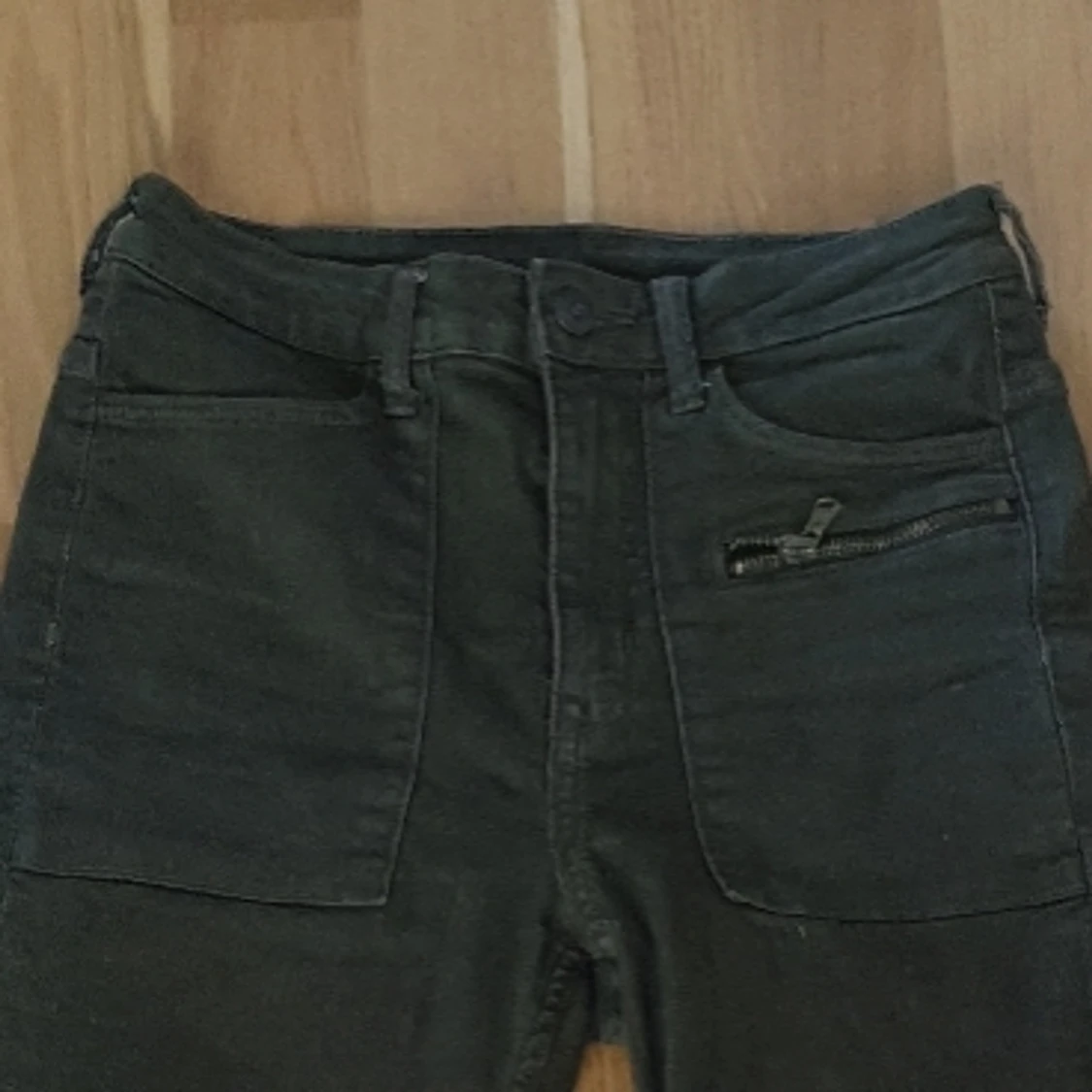 Mörkgröna jeans - 91