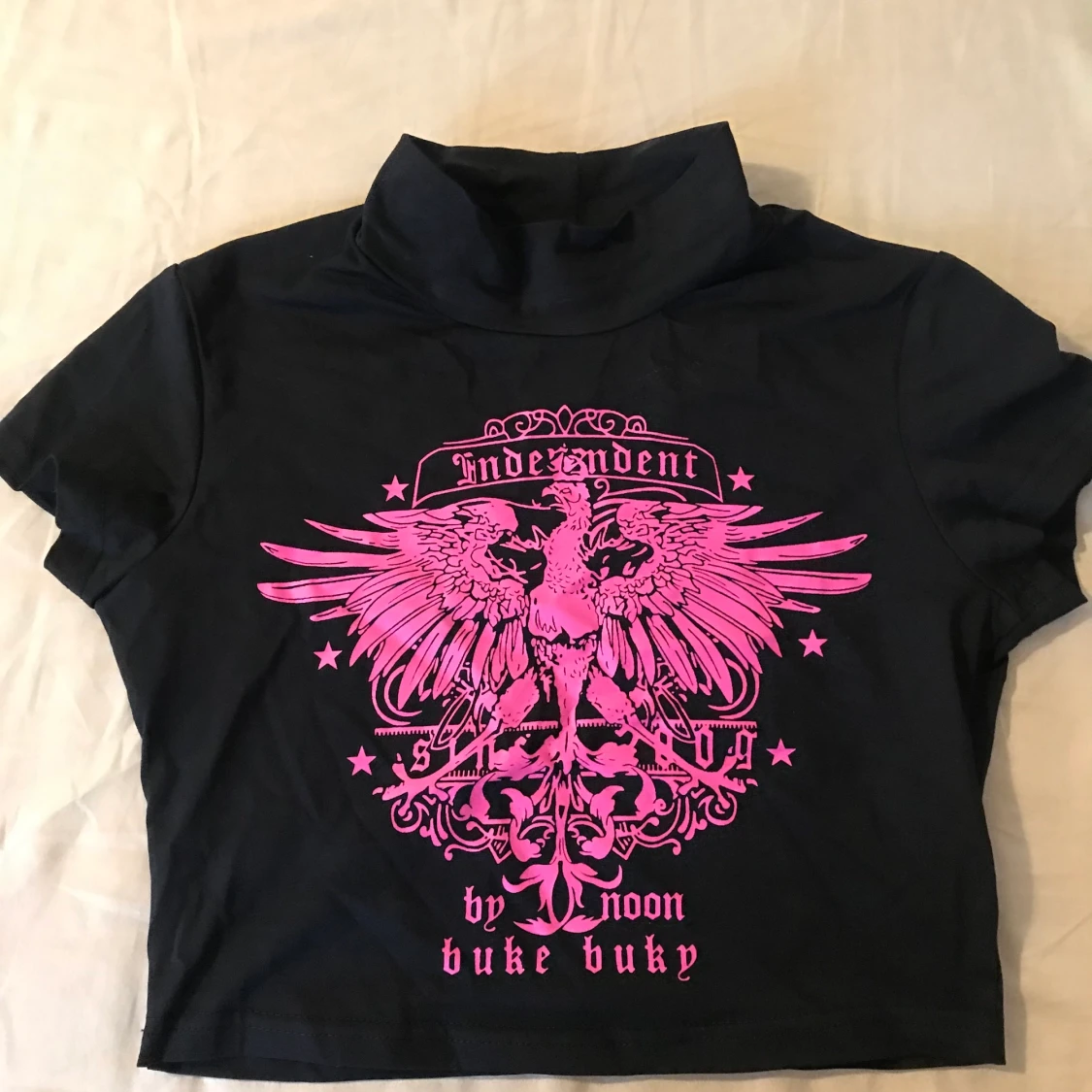 Svart Rosa Statement Top 🖤💗 - 91