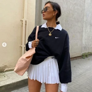 Vintage Nike Small Logo Sweatshirt - Superfin nike sweatshirt i fantastiskt skick. Öppen för bud!