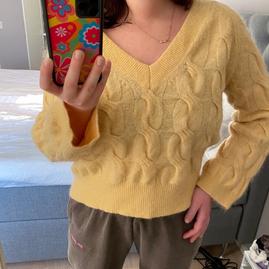 Stickad tröja 💛 - 90