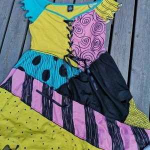 Disney, Nightmare before christmas - Sallys klänning från Nightmare before Christmas, knappt använd av mig och är i jättefint skick