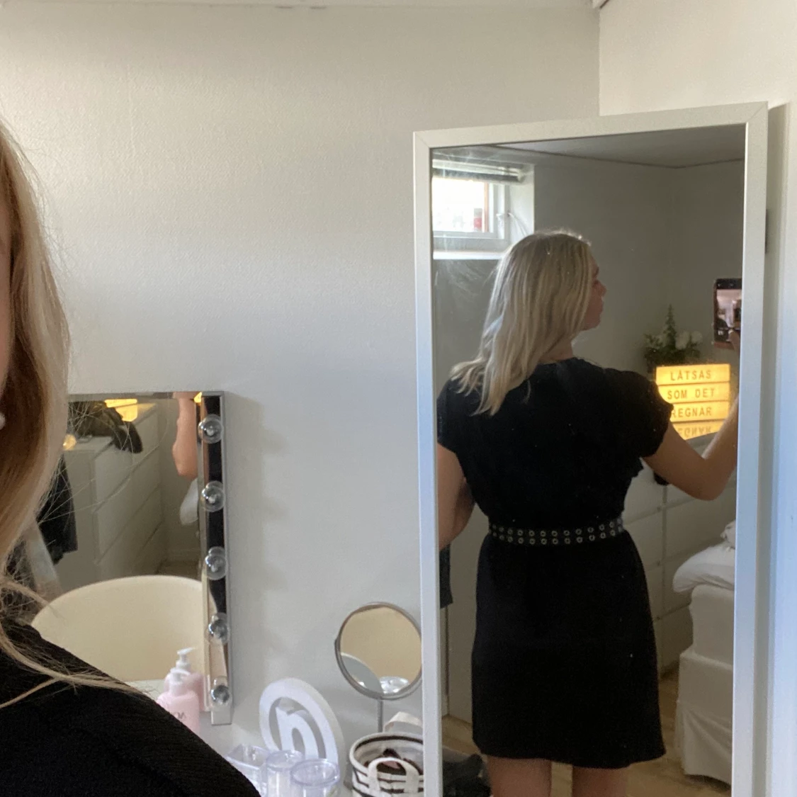 Svart basklänning från Gina Tricot - 91