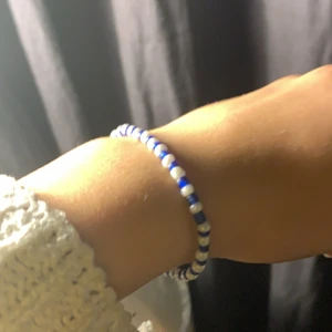 Armband - Blått och vitt