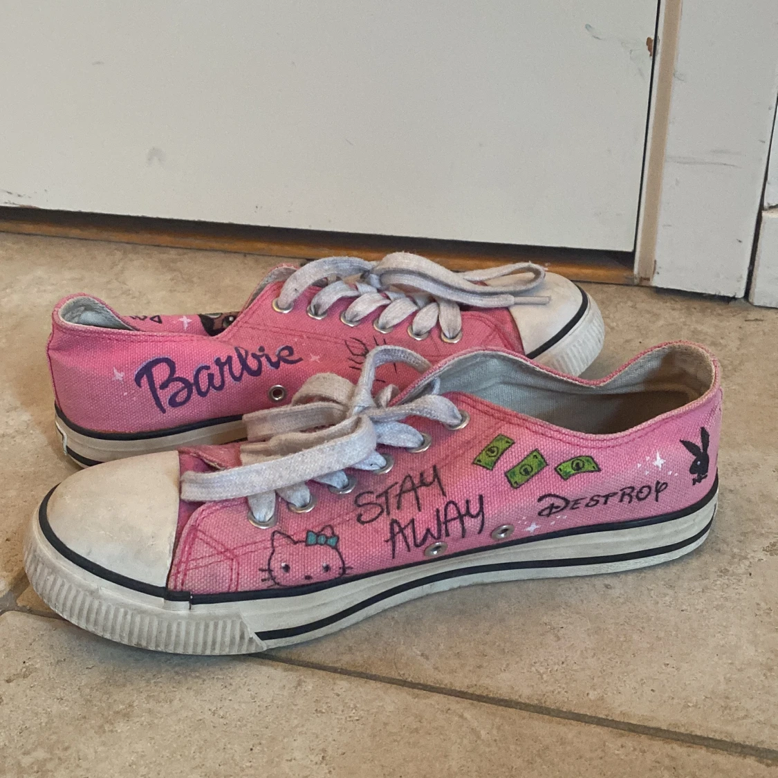 Handmålade sneakers  - 90