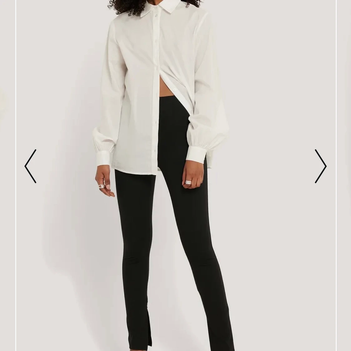 Svarta byxor med slit från NA-KD - 90