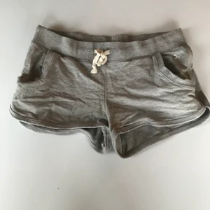 Shorts - 6 plagg för 100kr