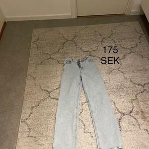 Utsvängda från mage till tå - Blåa 