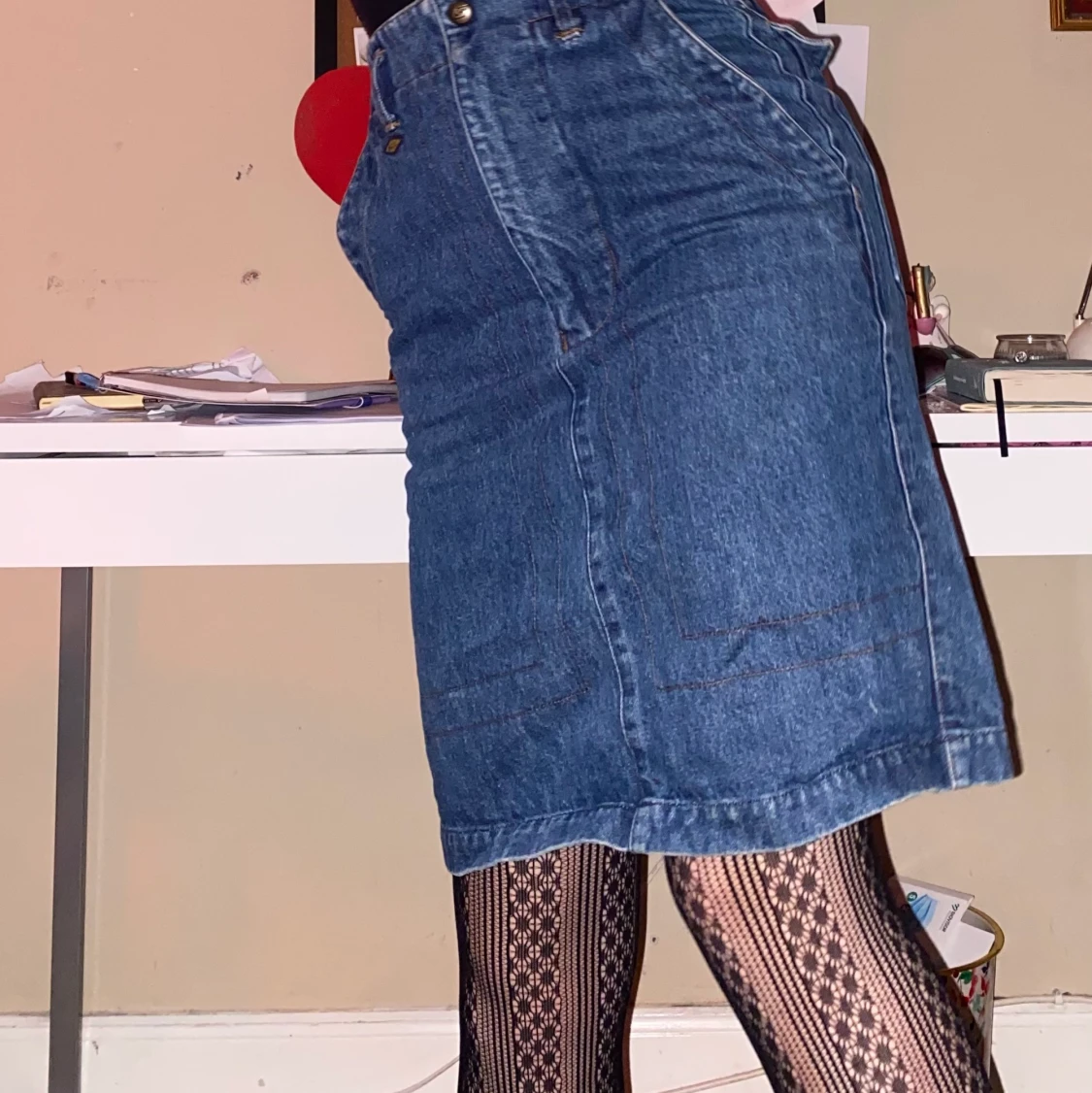 Jeanskjol med coola detaljer