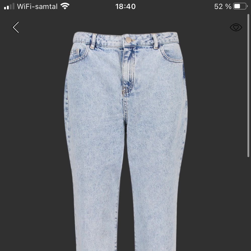 Säljer dessa fina petit jeans från boohoo. Säljer på grund av att de inte går till nån användning längre. Köparen står för frakt🤎. Jeans & Byxor.