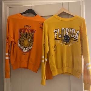 Två sweatshirts från Gina Tricot i nyskick, köp en för 50 eller båda två för 80💘 är i storlek xs men är i en oversized modell