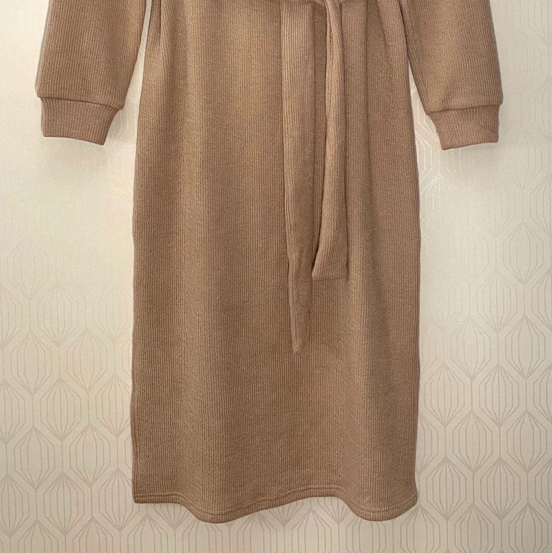 varm klänning med skärp - 90