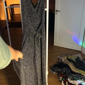 Klänning  - Storlek s/m , helt ny, oanvänd , festklänning/bodysuit 