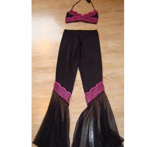 y2k cerise set byxa+topp stl S-M - Köpt sent 90-tal/ tidigt 2000-tal. Funkar även som rave kläder. Storlek SM (38-40). Möts upp (stockholm) 👾 eller fraktar 💌