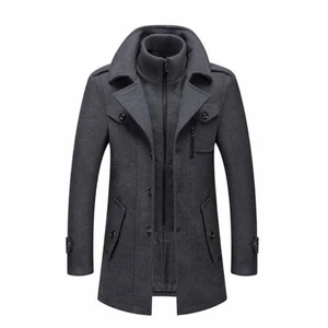 Snygg jacka XL - Jag säljer denna NYA jacka med dubbla kragar (en löstagbar) storleken är  XL men den är märkt XXL