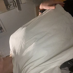 WEEKDAY oversized white tee - I got it on a trip to Copenhagen. Lovely quality! Nice white shade. Loose and oversized with a nice forming for the shoulders. A classic piece.