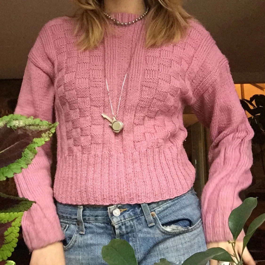 Rosa stickad tjocktröja - 90