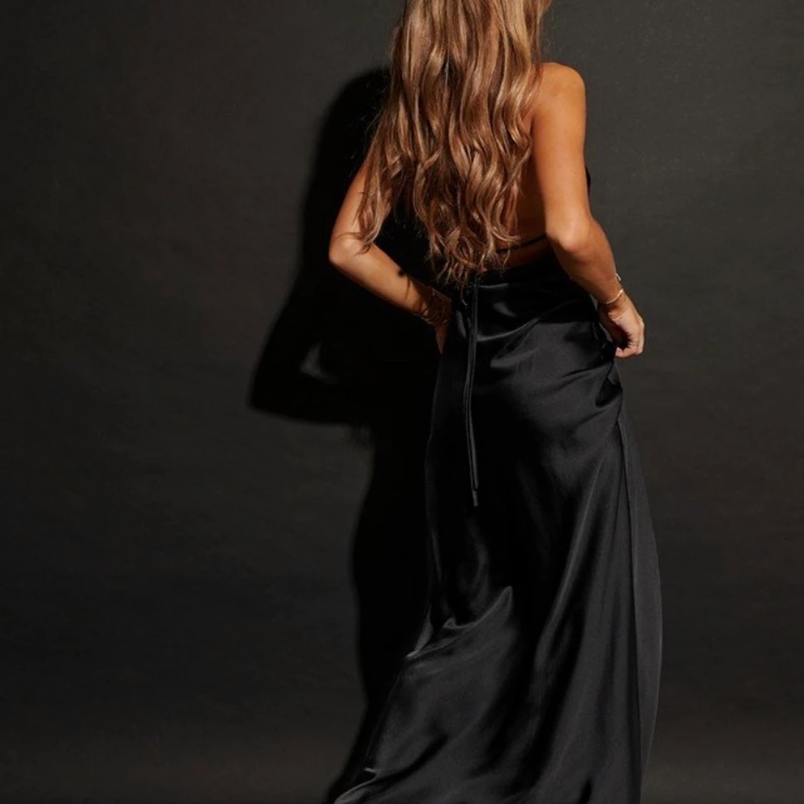 Hanna Schönberg x NA-KD  - 90