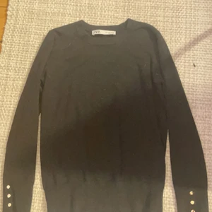 S - En zara tröja i storlek s kom privat för fler bilder eller frågor❤️