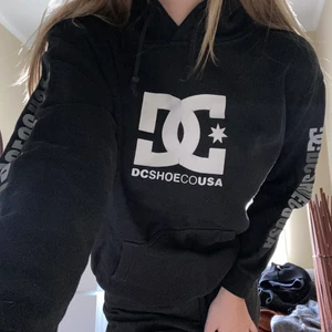 Vintage hoodie - En cool vintage hoodie köpt secondhand! Passar XS/S! Köparen står för frakt