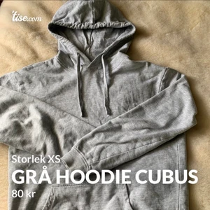 Grå Hoodie Cubus - Grå Hoodie inköpt på Cubus! Storlek XS, passar även S.