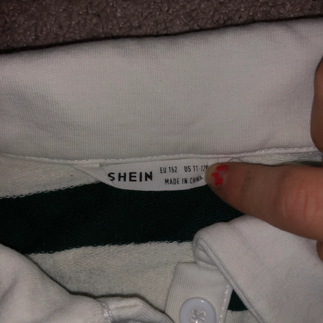 Grön/vit randig tröja! Storlek xs  - 90