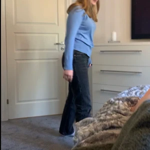 Blå tröja - Jättefin blå tunn tröja