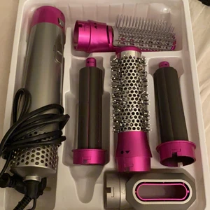 Fake dison - Säljer denna fake dison då ja inte fått nån användning utav den. Köptes för 700 men säljer för 400. Kan gå ner lite i pris vid snabb affär. Använd en gång så den är så gått som ny!