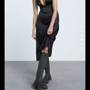 Stövlar från zara - Helt oandvända skor från zara, storlek 39❤️