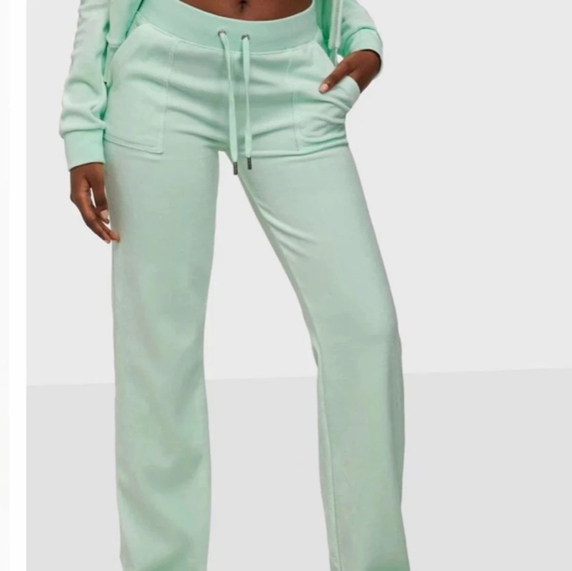 Mint gröna juciy byxor i strl S