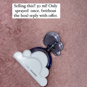 Ariana grande 30 ml cloud  - Endast sprayat 1 gång! 