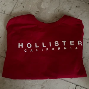 Hollister tröja, strl xs - Röd hollister tröja, bra skick