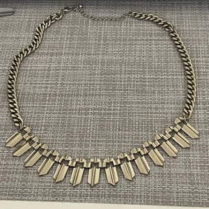 Halsband  - Bra kvalitet 🤍 kontakta mig vid frågor!