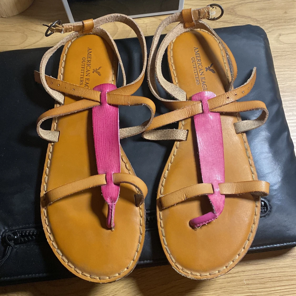 American Eagle Sandaler