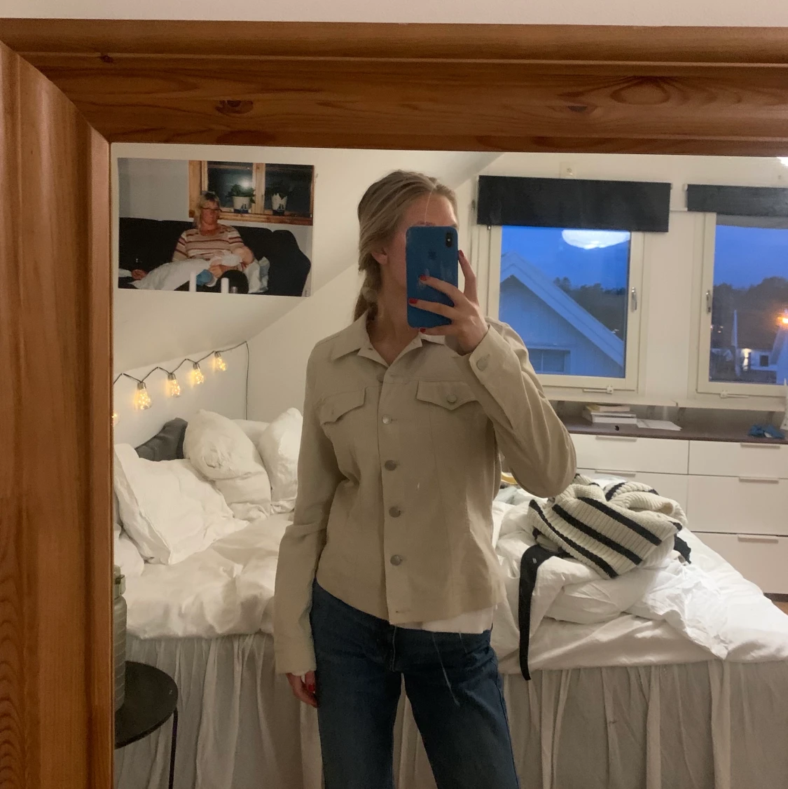 Beige/lite grå jacka