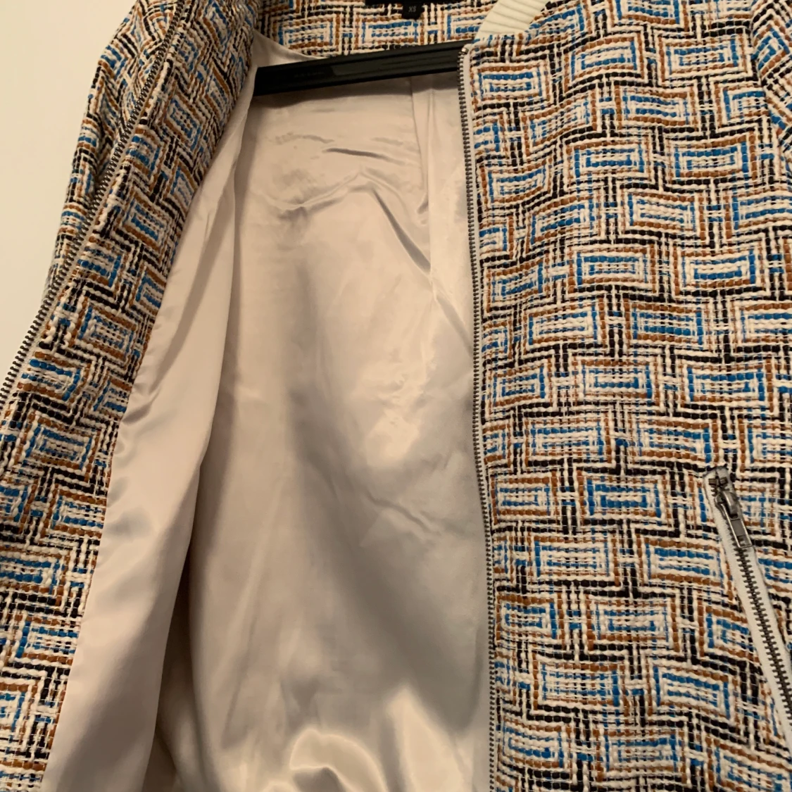 Mönstrad vårjacka Soft rebels, strl XS - 90