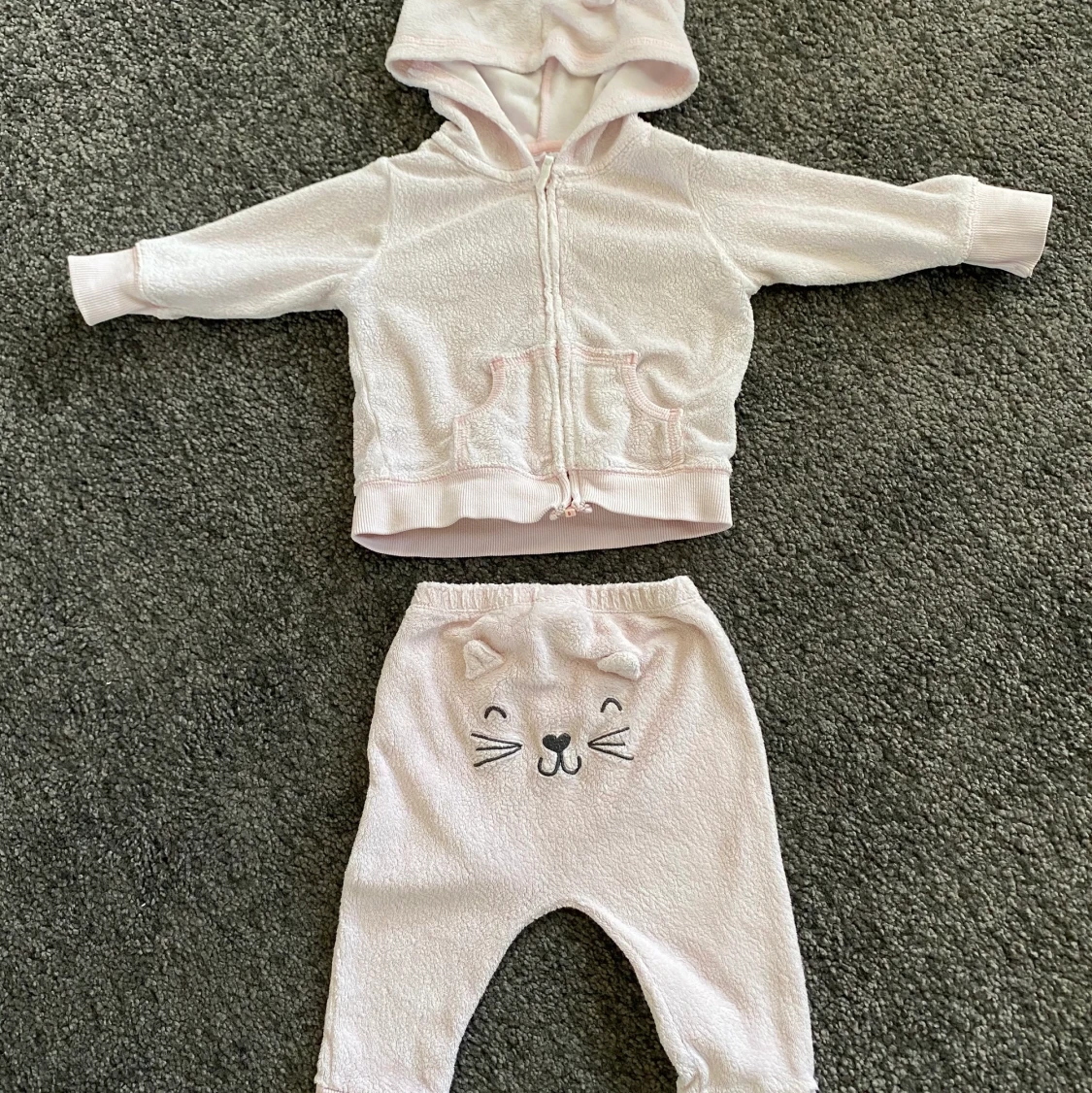 Babyset Strl 6 mån - 90