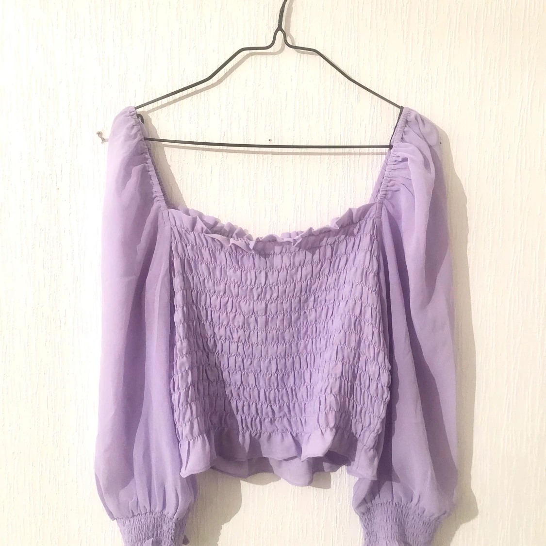 Size S but fits also M shirt, blouse.