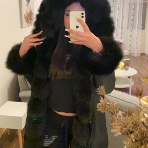 PARKA JACKA - parka jacka. Köpt förra året och den är i storlek M. Priset kan diskuteras