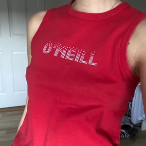 Linne - Vintage topp. Står storlek L men passar mig som är storlek S.