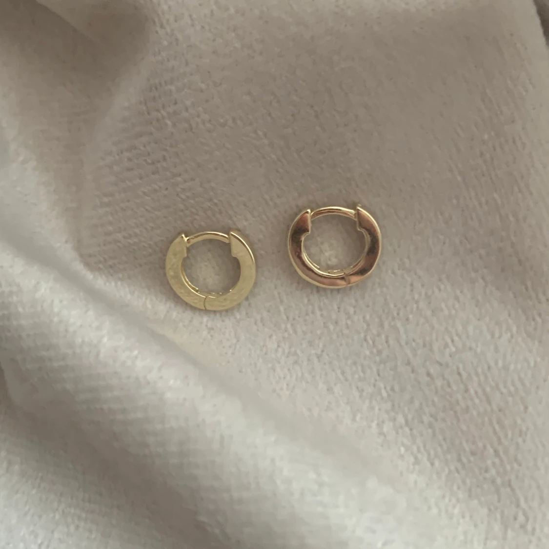 Släta Guldörhängen  - 90