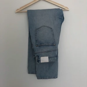 Weekday Voyage jeans - Fint skick, hittar inget att anmärka på. I färgen Spring Blue (hittar inte just den på hemsidan nu). 