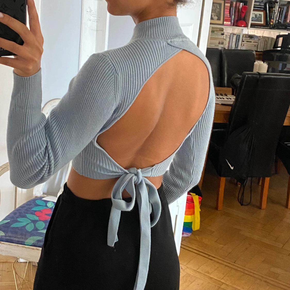 Tröja med öppen rygg