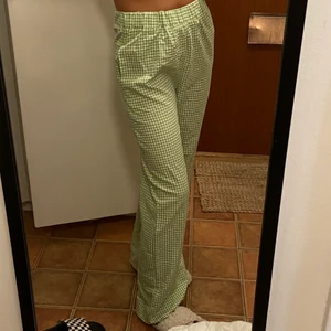 Grönvitrutiga byxor - Super sköna rutiga byxor! Danskt inspirerande