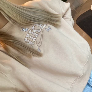 Nike sweatshirt  - Inte äkta 