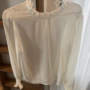 Fin blus - Vit blus, som ny