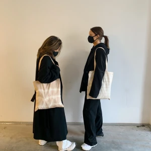 REIMIS - Tygkasse - - Längd:38cm - Bredd: 35cm 