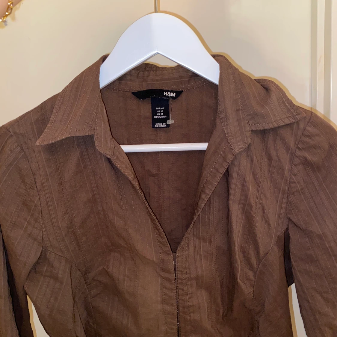 Brun skjorta - 90